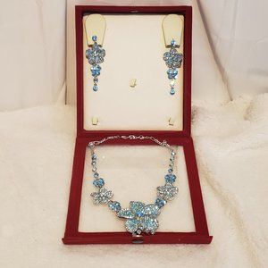 Vintage Nib Baby Blue Ab Rhinestone Necklace And … - image 1